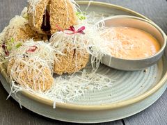 空气黑豆丸子-Ameigo梅果·云贵川bistro(长宁来福士店)