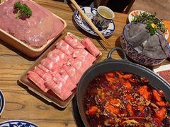 -旧街市鲜货老火锅(大光路店)