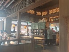 -绿茶餐厅(龙井船宴· 品牌总店)