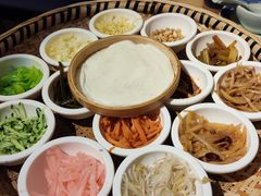 -包整·丝娃娃(一览甲秀楼风景店)