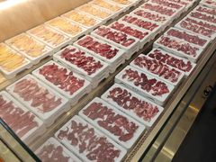 -来龍儿鲜切牛肉自助老火锅
