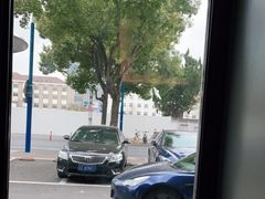 -全季酒店(苏州宝带路地铁站店)