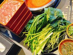 -牛武士寿喜烧·和牛火锅自助(全球首店)