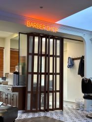 -理昂男士理发店 Barber shop