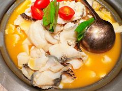 版纳野果酸汤鱼-云海肴云南菜(蓝色港湾店)