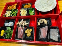 -勺子米线·云南传统小吃市集(四方街店)