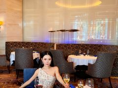 -AZUR聚(香格里拉饭店)