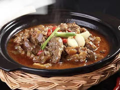 土钵牛腩-胡胖子有点味(后瑞店)