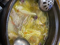 -濠轩阁特色生蚝火锅(水湾路店)