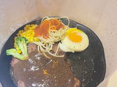 -汤姆家的牛排意面披萨(融创茂店)