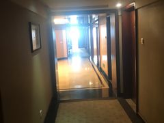 -汕尾巴黎半岛酒店