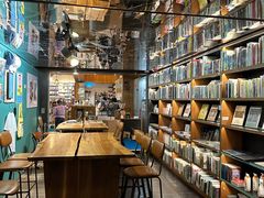 -百老汇电影中心(油麻地店)