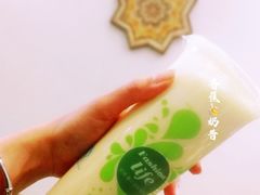 香蕉奶昔-hallch 好吃餐厅(全运村中央广场店)