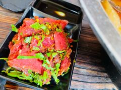 生吃牛肉-随便·稻香鸭私房手作餐厅