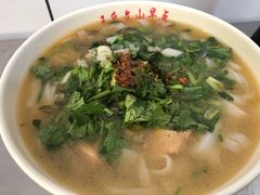 -文山荷鲜居(翠湖店)