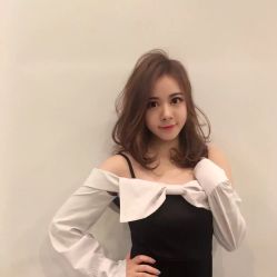 -PE SALON