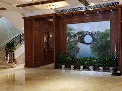 -山明水秀大饭店