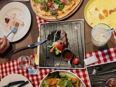 -自然食集西餐厅(泰晤士小镇店)