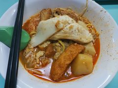 -亚王咖喱鸡米粉面