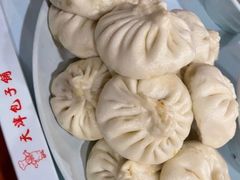猪肉大葱包子-天津包子铺(万泉庄店)
