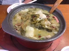 -周鱼小馆石锅酸菜鱼(活力汇店)