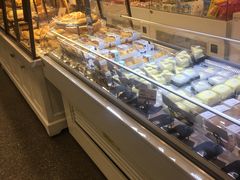 面包甜点陈列柜-拉那巴米 蛋糕定制(世纪东方广场店)