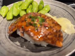 -山川小町·极番烧肉(新地假日广场店)