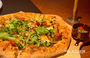 Signature Foie Gras Pizza