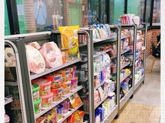 -全家便利店(上海南站站店)