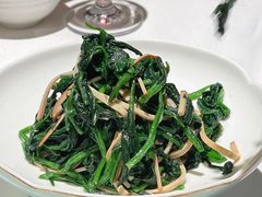 碎炒芝麻菠菜-申粤轩酒楼·三十年粤菜经典(丁香花园店)