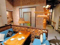 -苹果树下艺术餐厅(宋庄店)