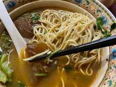 -金杨拉面王小吃面馆·牛三宝面·红烧牛肉粉