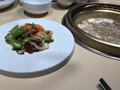 -余欢领鲜火锅(新街口店)