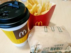 -麦当劳(军博店)