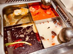 -海底捞火锅鲜切牛肉主题店(长寿路店)