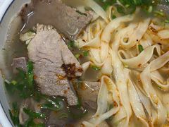 -西部马华清真兰州牛肉面·烧烤夜市(三里河店)