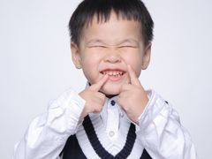 -小树照相馆·证件照(打浦桥店)
