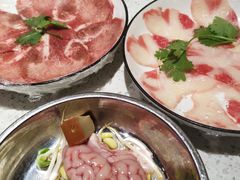 -钢管厂五区小郡肝串串香(南山店)