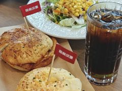 -必胜客(航洋国际店)