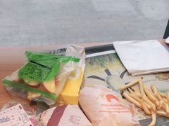-麦当劳(学院大街店)