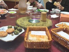 -李春秋驴肉火烧总店