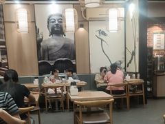 -裕记烧腊连锁餐饮(国商分店)