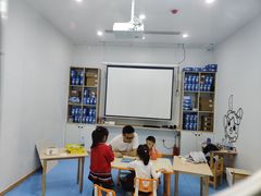 -科晓兔外教英文·数学思维·乐高编程·科学实验(怡山校区)