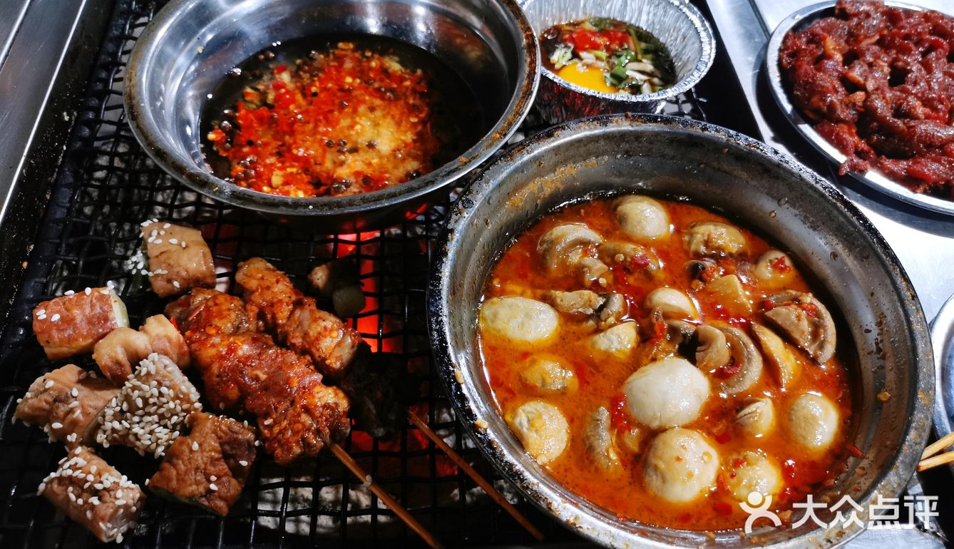 昆明老字号夏大妈烧烤