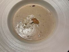 奶油蘑菇汤-恰餐厅及酒吧 CHAR Bar & Grill (北京丽都皇冠假日店)