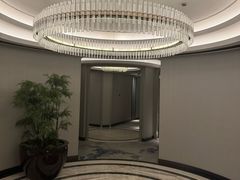 -浅深(世茂滨江精品店)