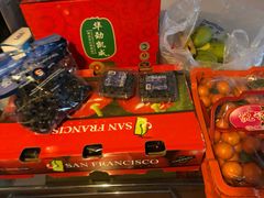 零售区-上海龙吴水胜海发市场