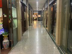 -云洲古玩城(大木桥路店)