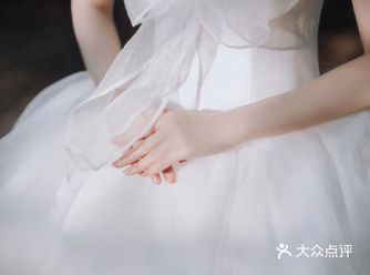 长沙婚礼|户外穿这样的婚纱真是镜头感十足