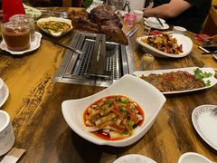 凉拌牛肉-清真·东拉黑炭火烤羊腿(世通·国际店)